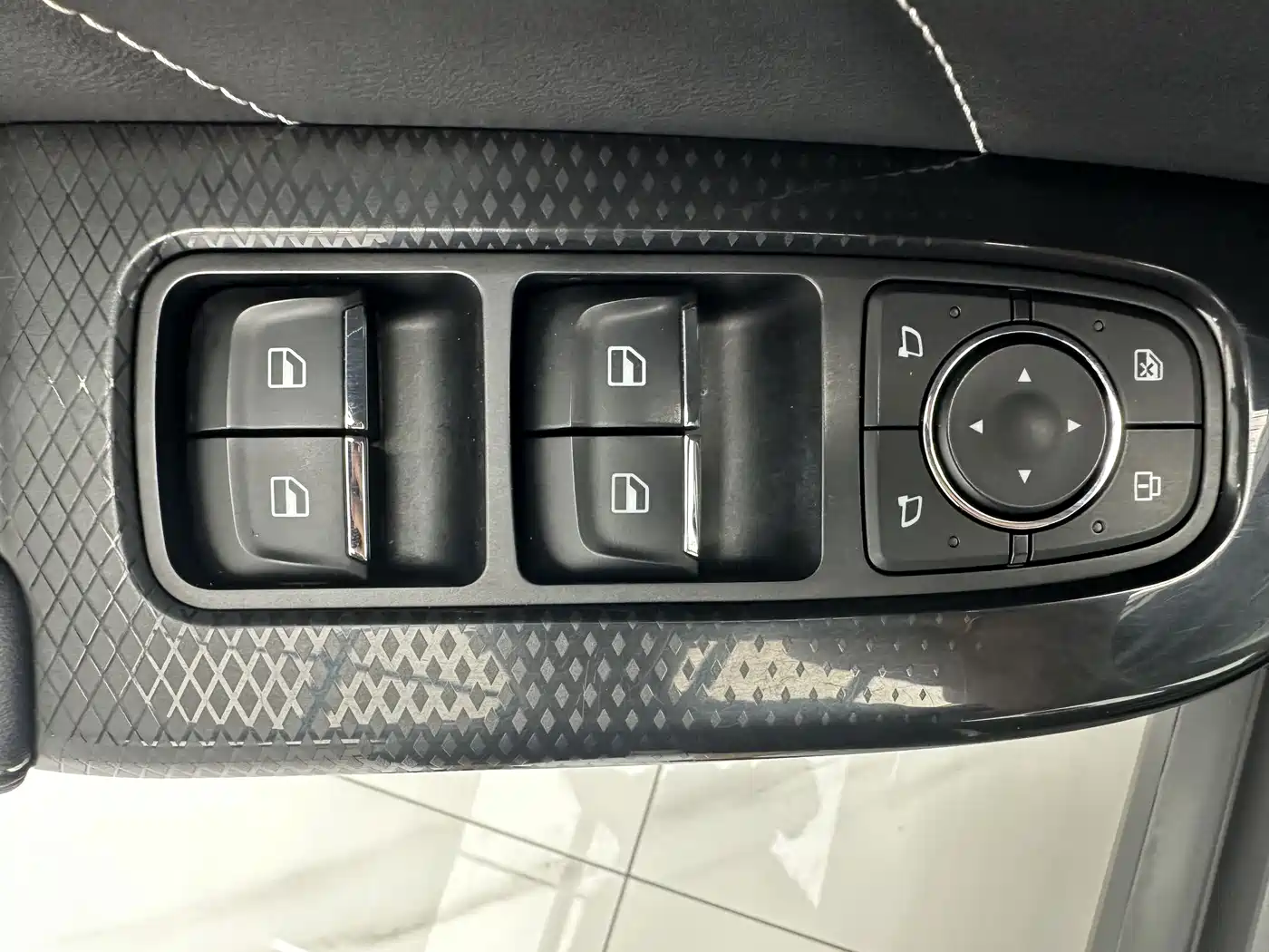 Photo 12 - Haval M6