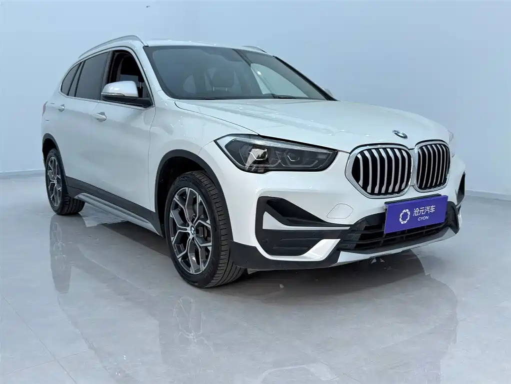 BMW X1 2022 sDrive20Li Premium фото 2