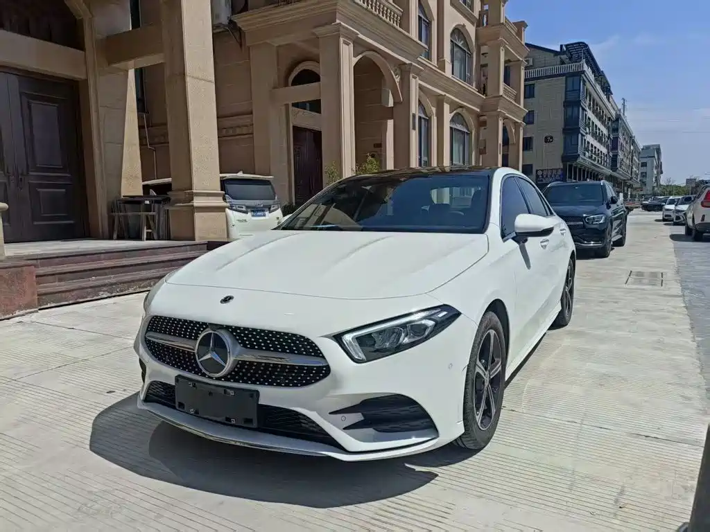 Фото 1 - Mercedes-Benz A-Class