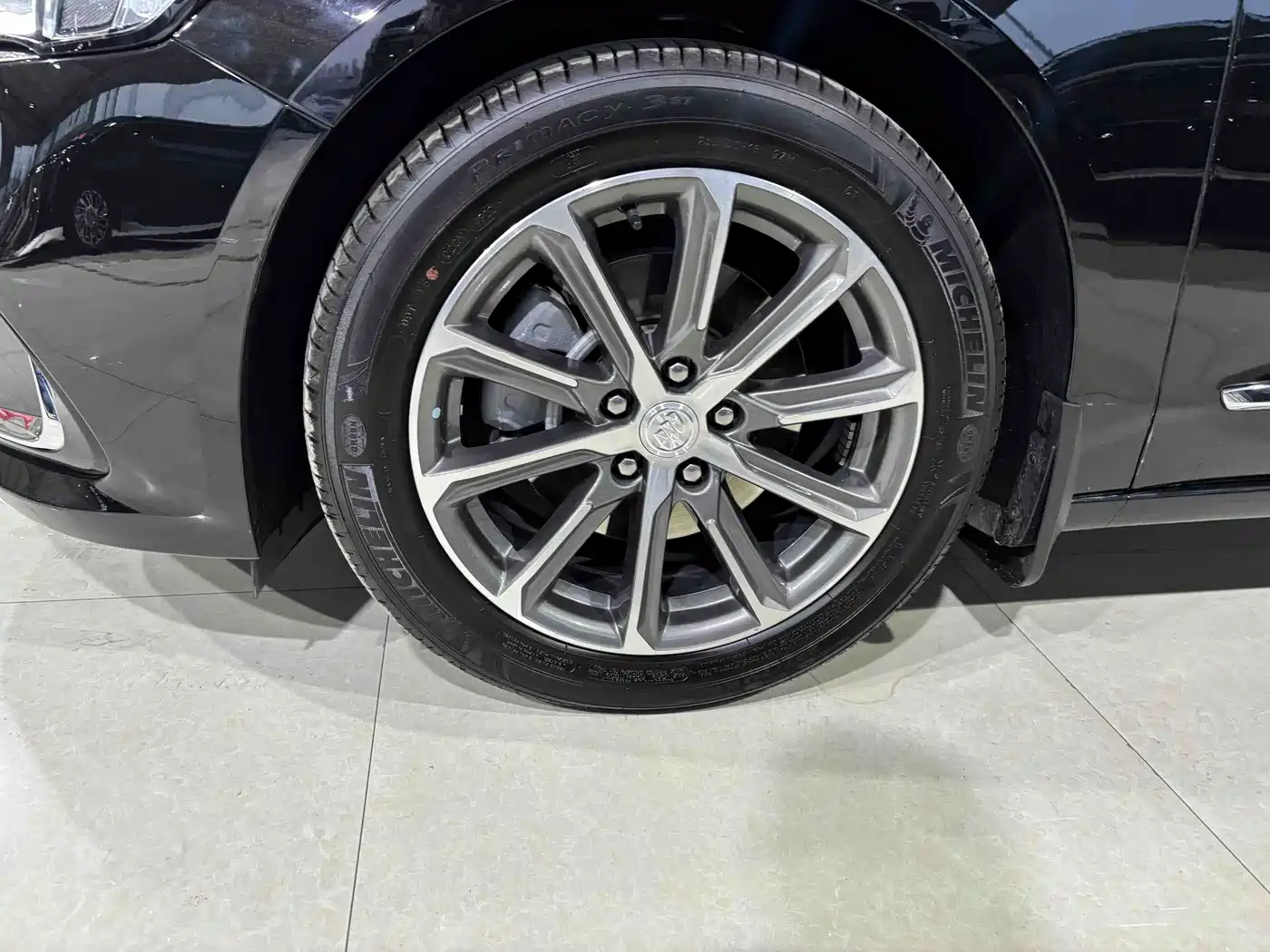 Buick LaCrosse 2022 652T Luxury фото 18