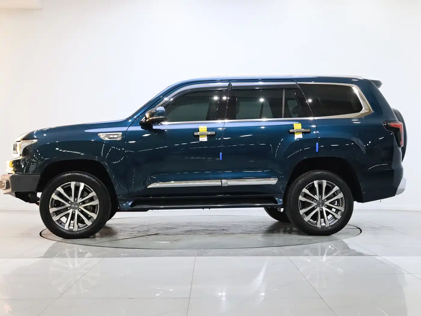 BAIC ORV Beijing Off-Road BJ60 2022 2.0T May Day Edition 5-Seater фото 6