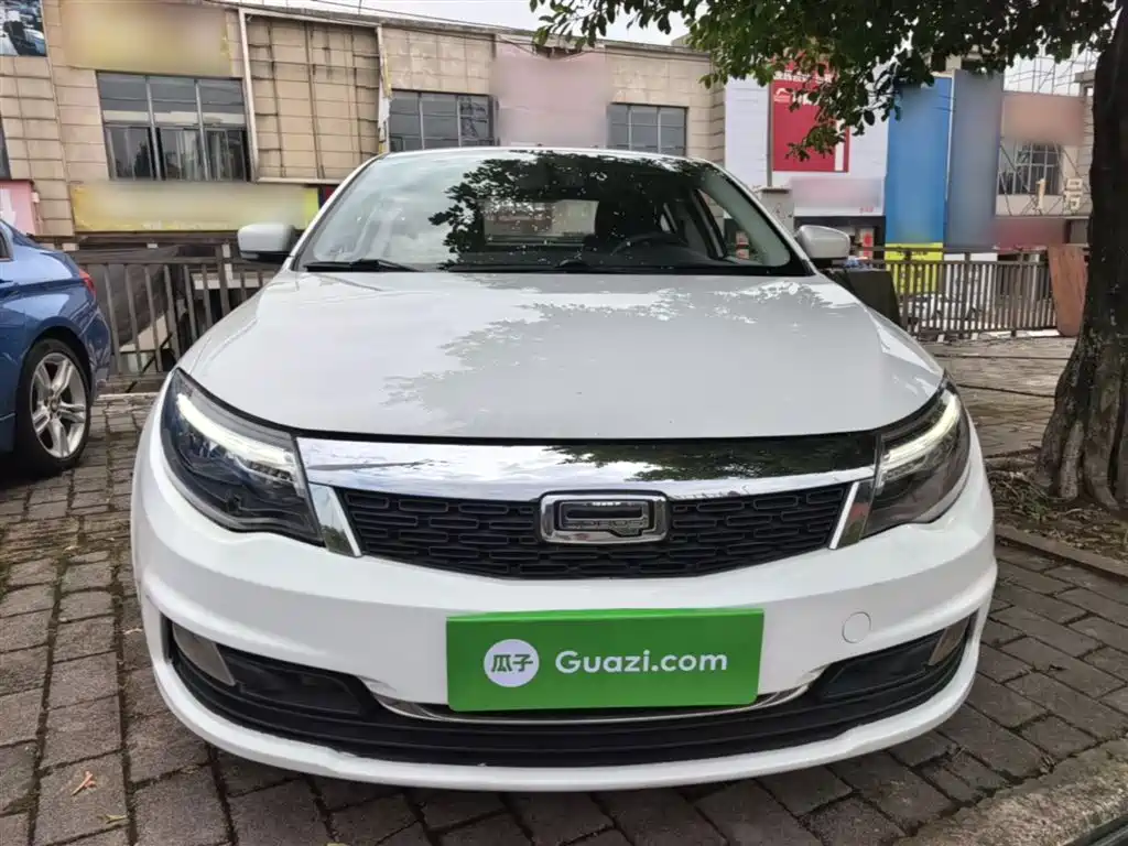 Qoros 3 2019 2018 Sedan 1.6L Auto Leading