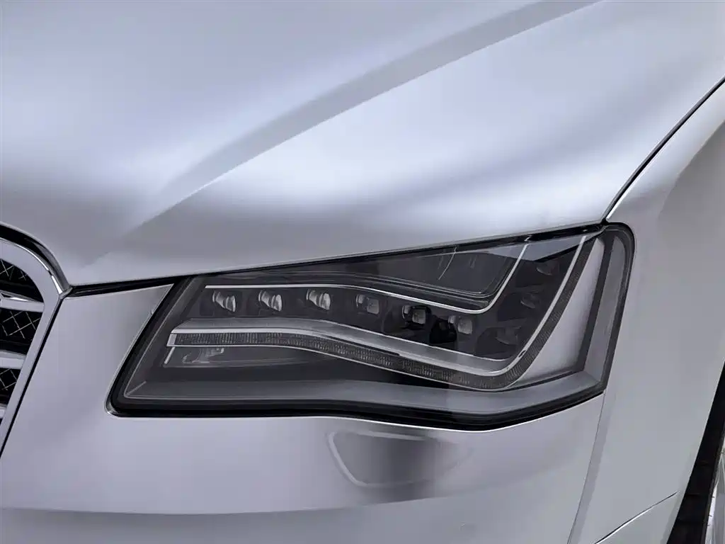 Audi A8 2011 A8L W12 6.3 FSI quattro фото 13