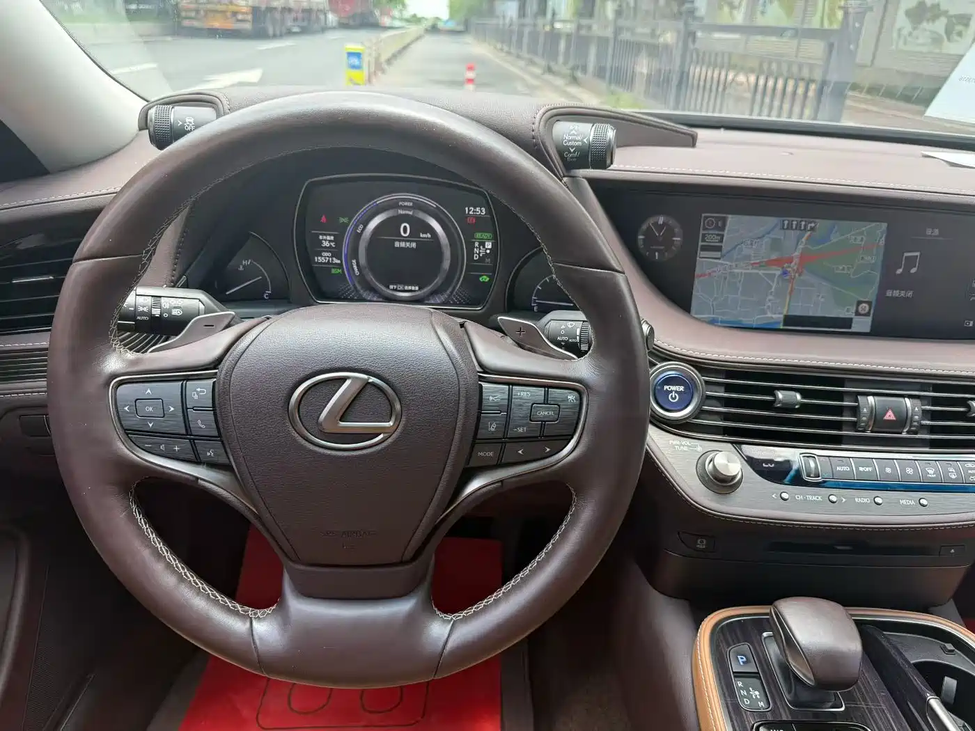 LEXUS LS