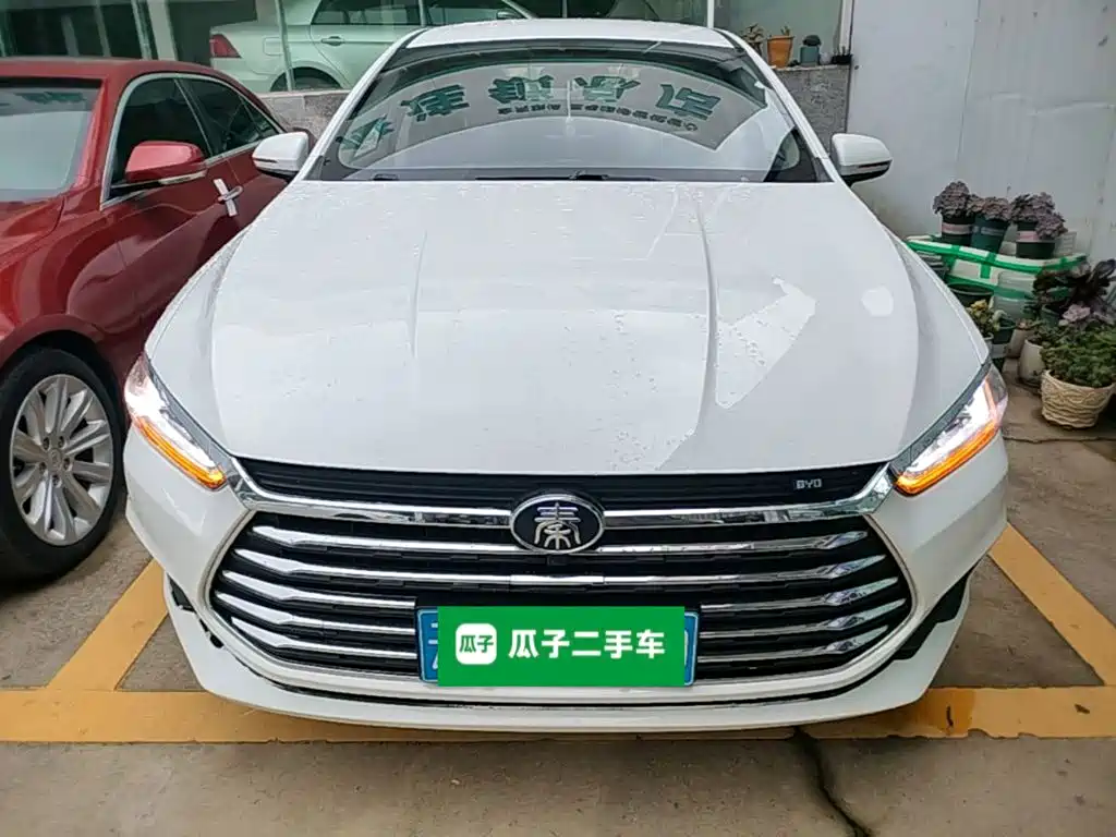 BYD Qin Pro 2021 2020 Surpass Edition 1.5TI Automatic Premium