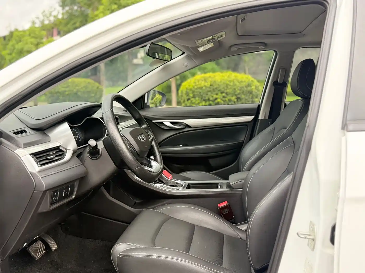 GEELY AUTOMOBILE EMGRAND