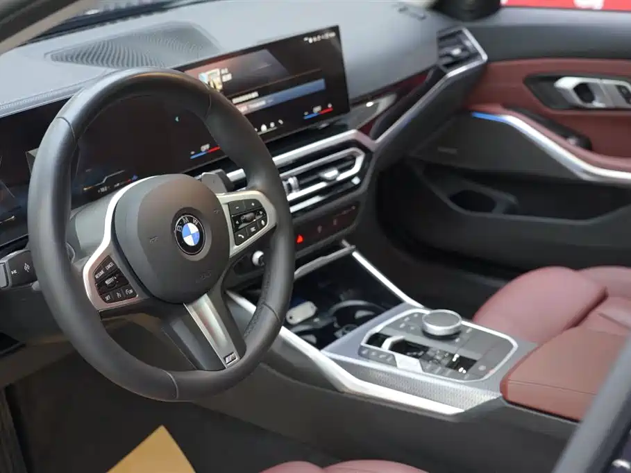 BMW 3 Series 2024 325Li M Sport Shadowline Package фото 12