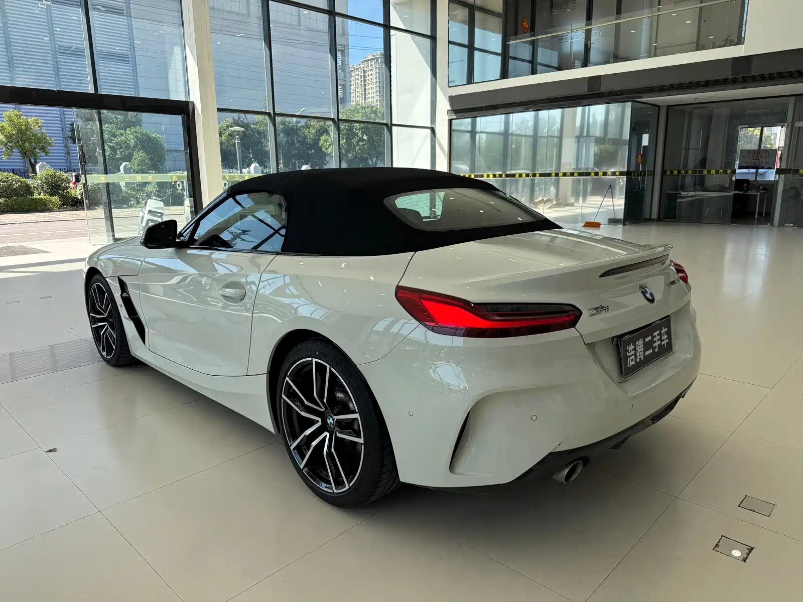 Photo 15 - BMW Z4