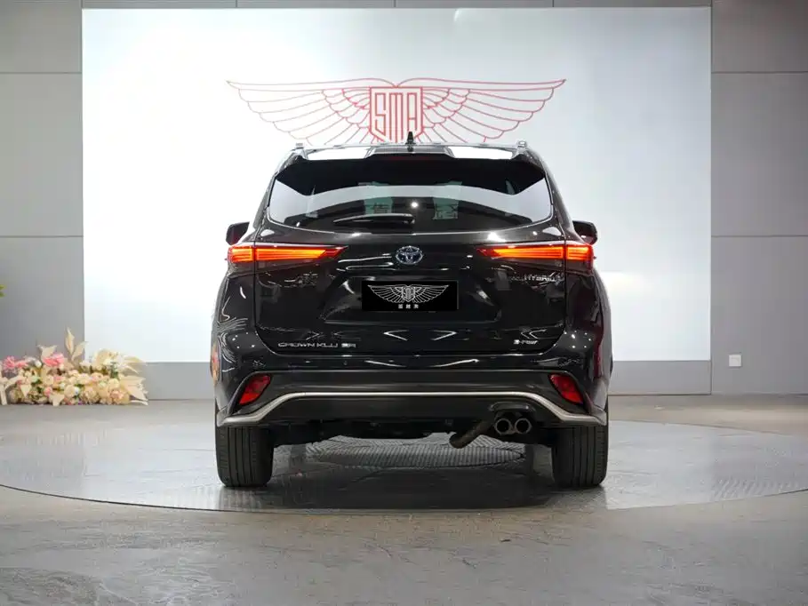 Toyota Crown Kluger 2022 2.5L HEV 4WD Premium Edition фото 6