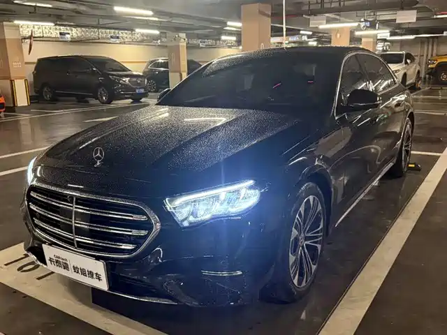 Mercedes-Benz E-Class 2025