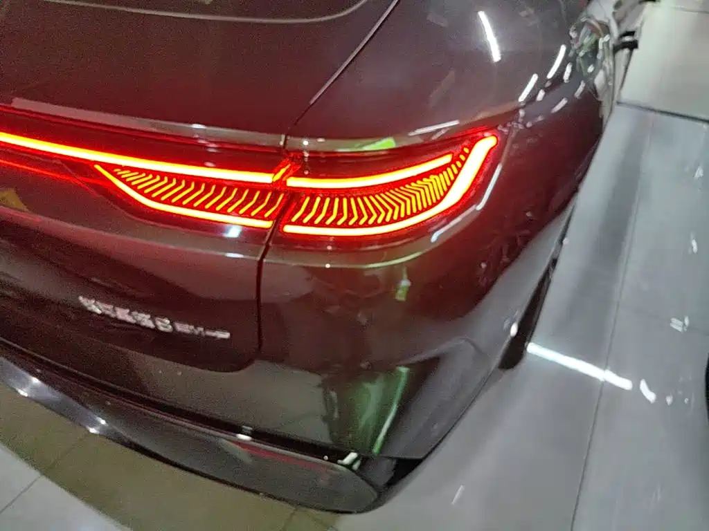 Geely Galaxy Galaxy Xingyao 8 2025 2025 130km EM-P Starship Edition