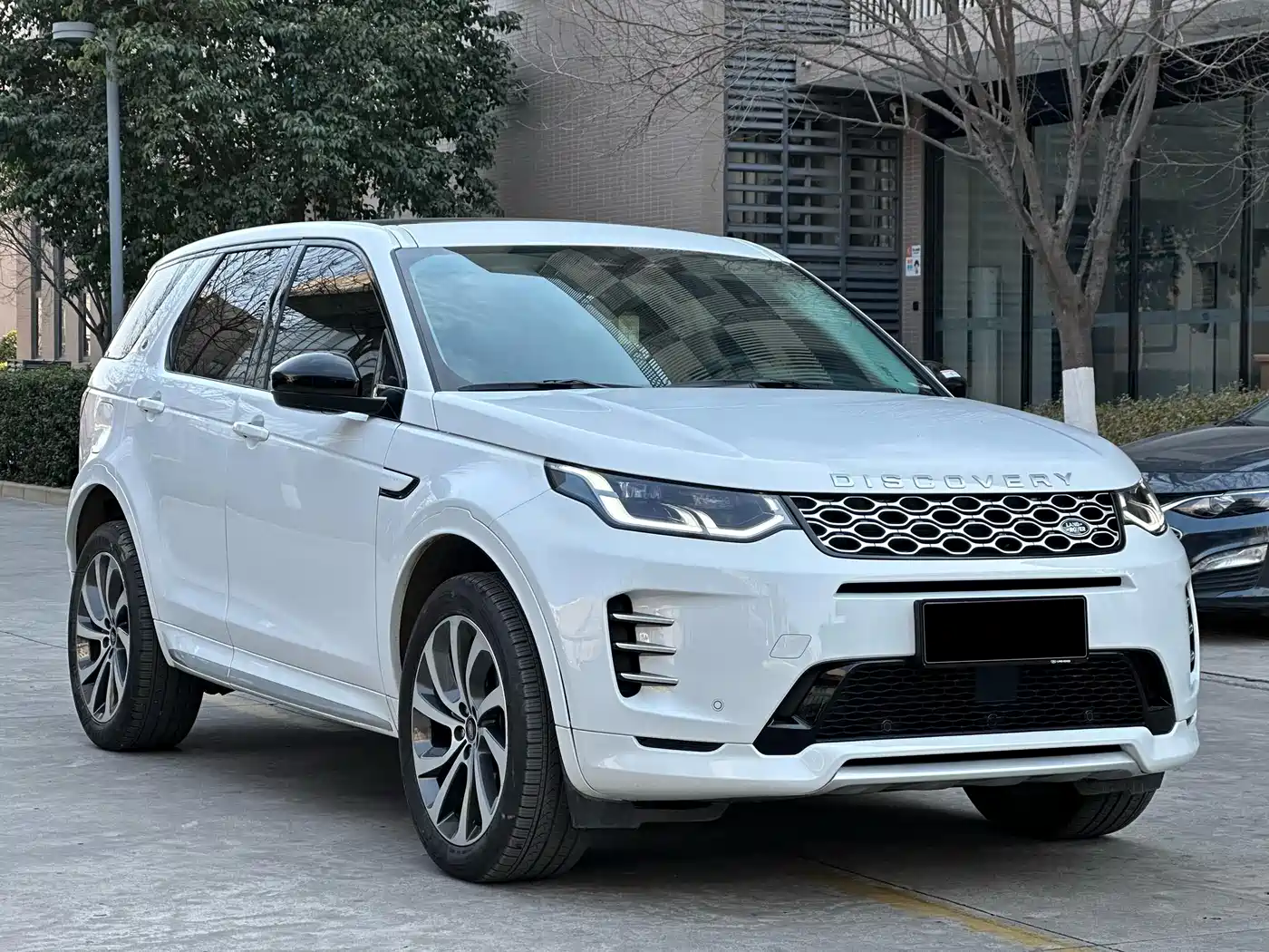 Land Rover Discovery Sport 2024 Performance Technology Edition фото 2