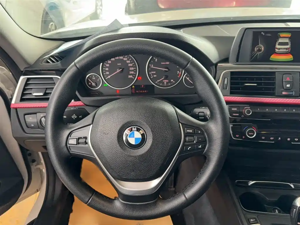 BMW 3 Series 2016 316Li Fashion фото 16