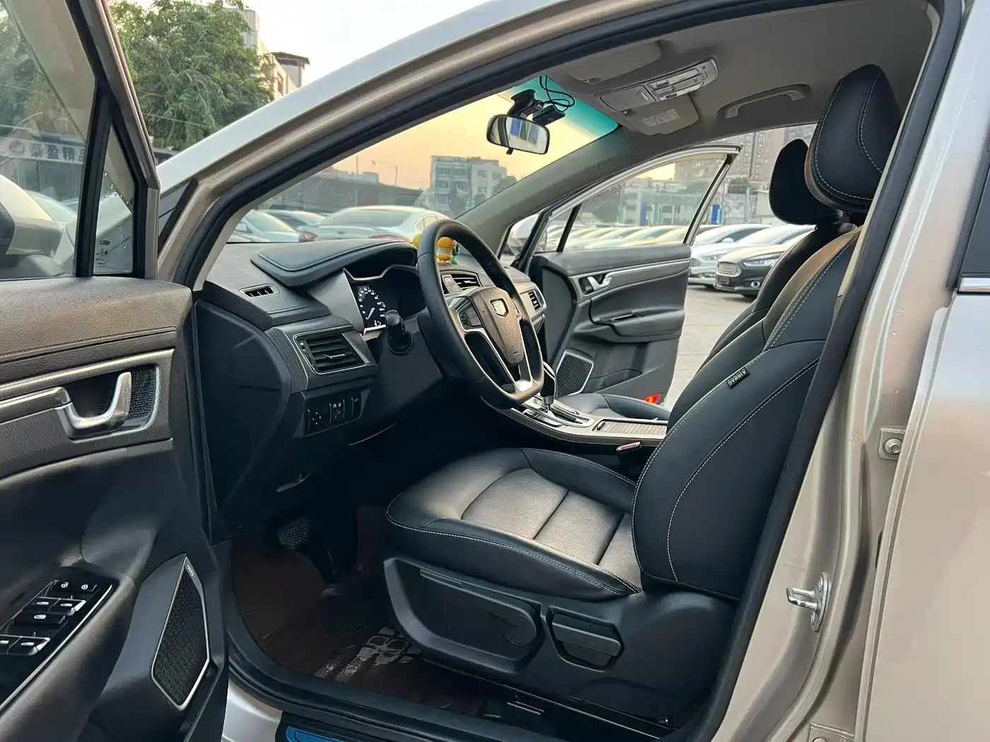 GEELY AUTOMOBILE EMGRAND GS