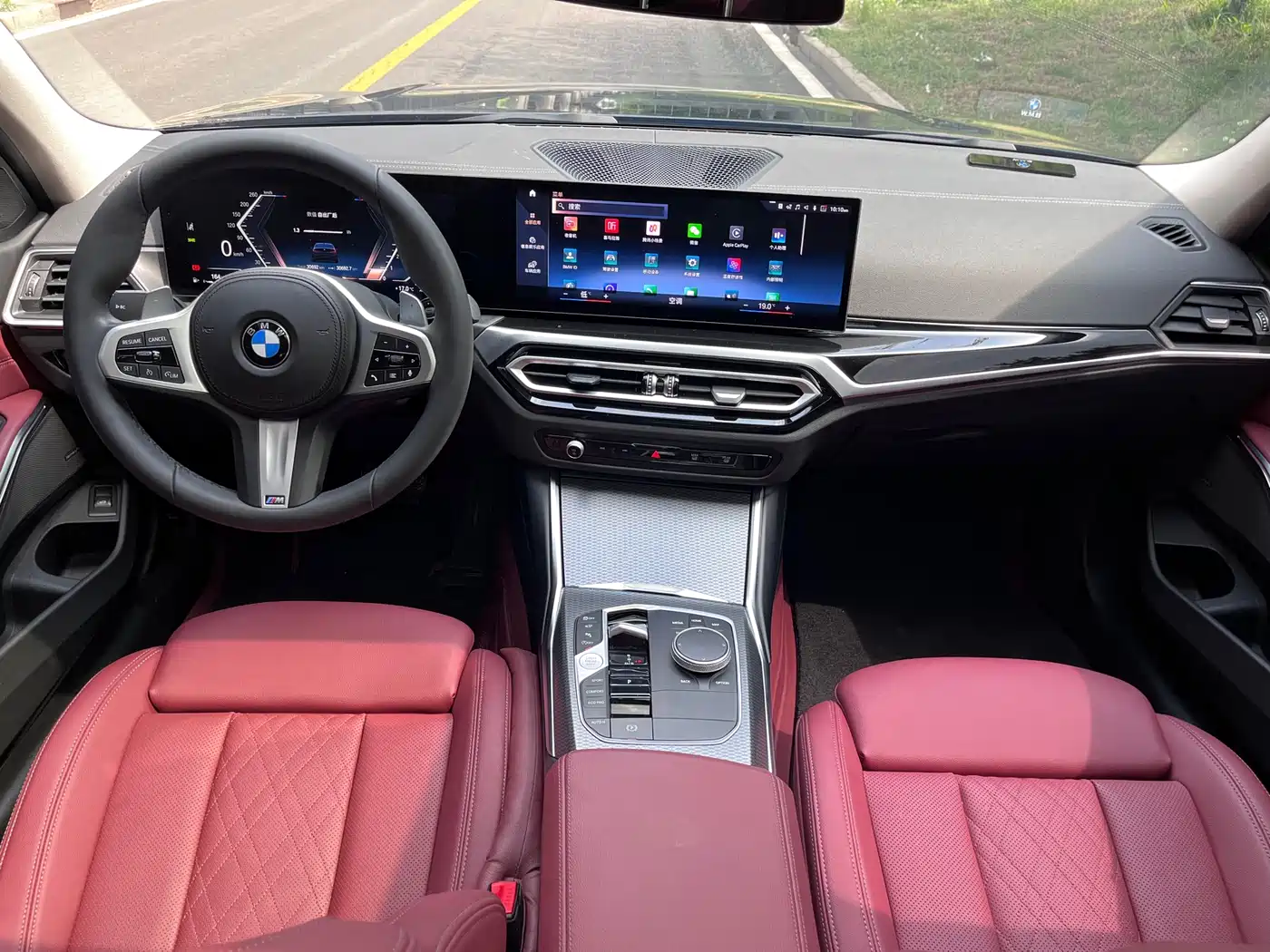 BMW 3 Series 2023 325Li M Sport Black Night Package фото 6