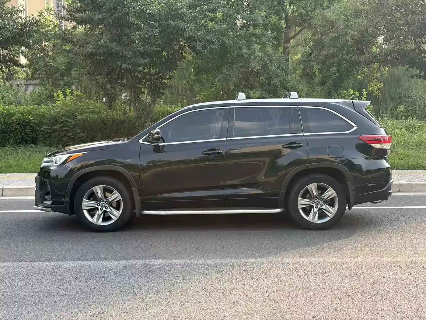 Фото 7 - Toyota Highlander