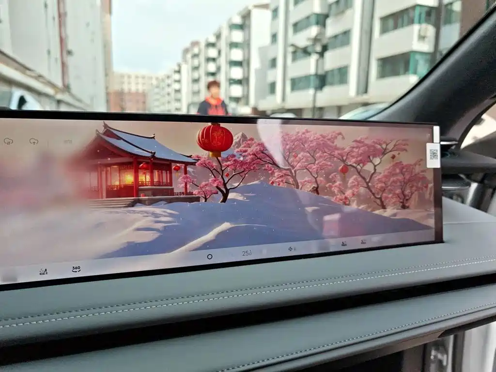 Geely Galaxy Galaxy E8 2025 2025 700km Long Voyage Smart Drive Edition