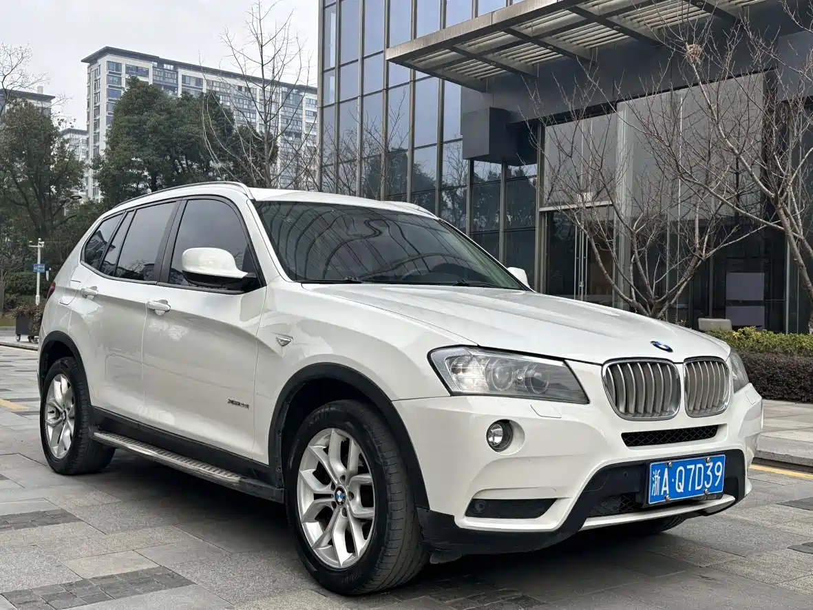 BMW X3 (Import) 2013 xDrive28i Leading фото 3