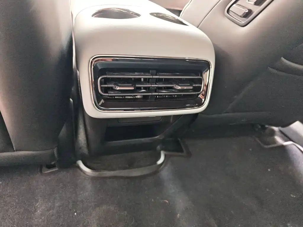 Geely Galaxy Galaxy E8 2025 2025 700km Long Voyage Smart Drive Edition