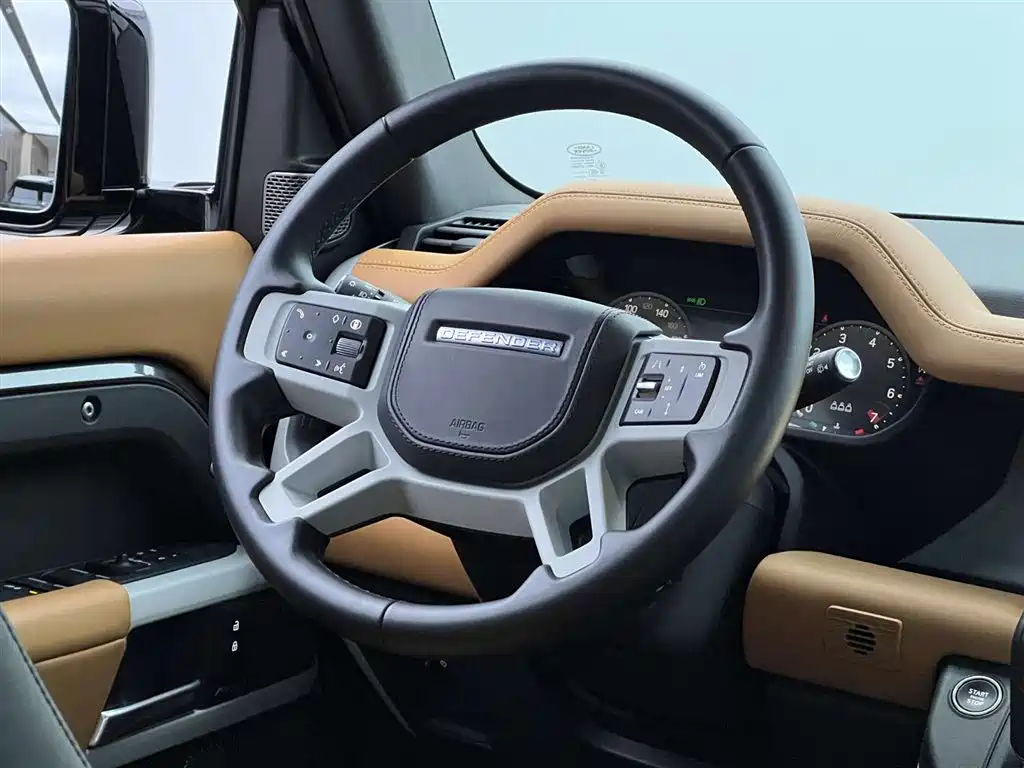 Land Rover Defender 2024 110 3.0T P400 X-DYNAMIC HSE фото 14