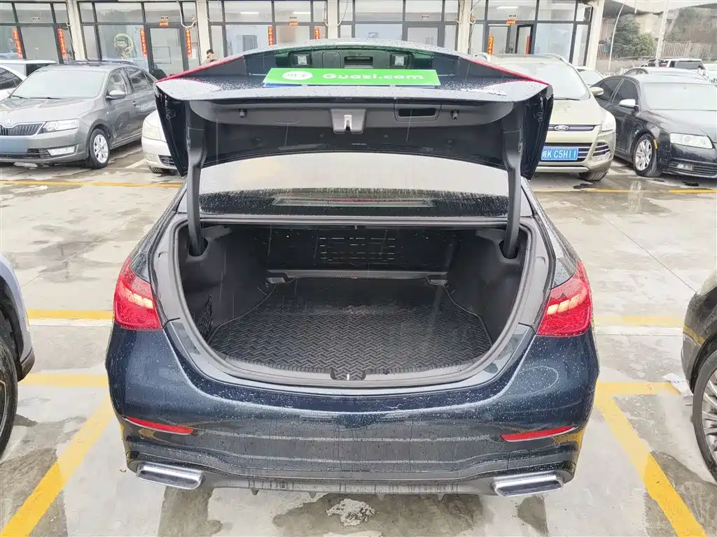 Mercedes-Benz C-Class 2023 Facelift II C 260 L Night Edition фото 14