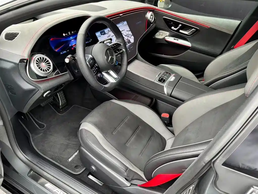 MERCEDES-BENZ EQE AMG