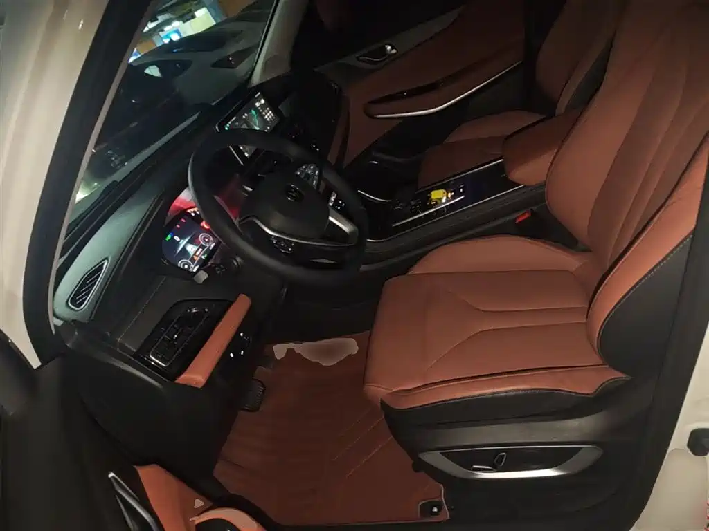 CHANGAN CS75