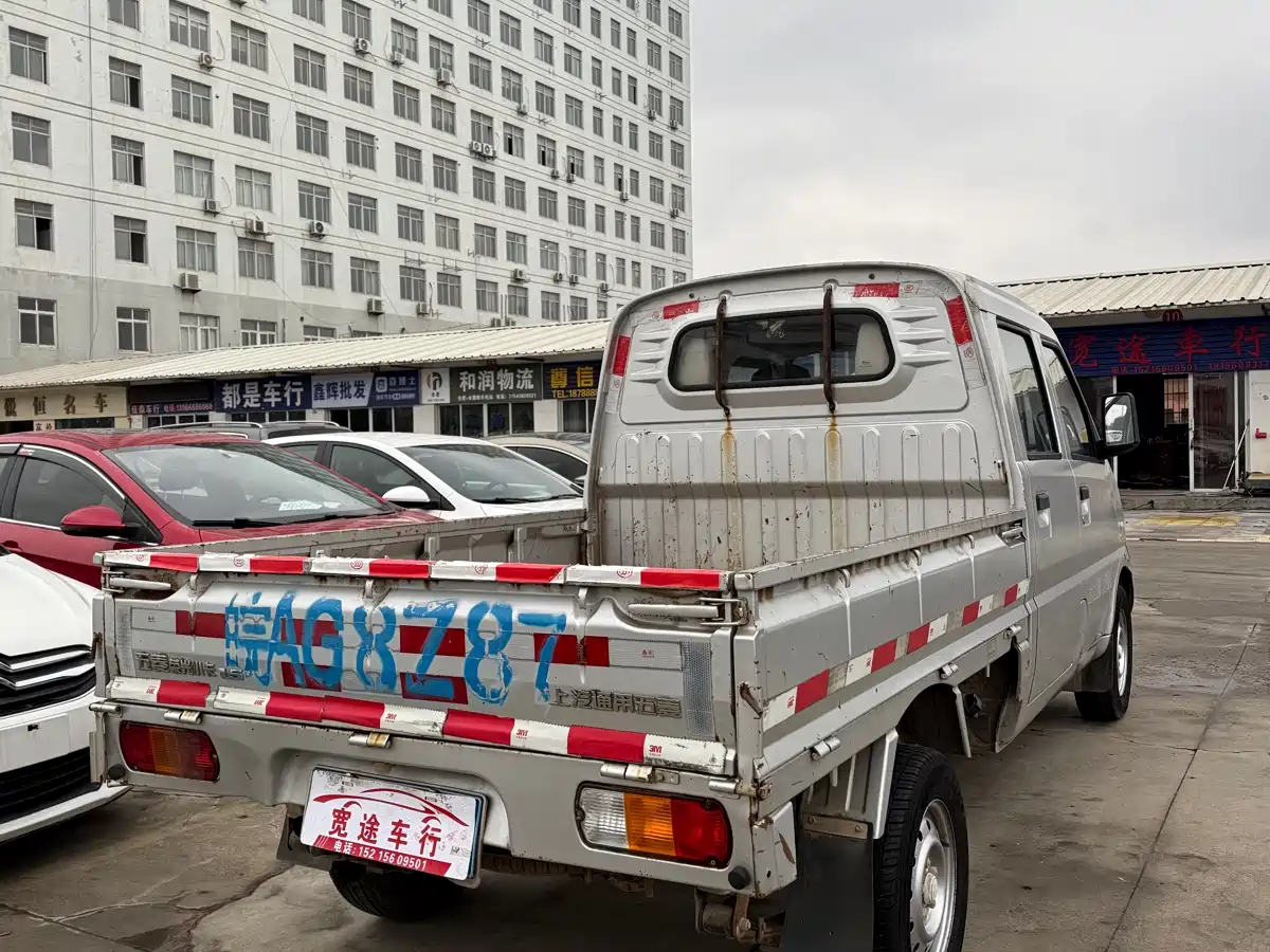 Wuling Motors Wuling Rongguang Mini Truck 2015 2012 1.5L Double Cab Base Model L3C