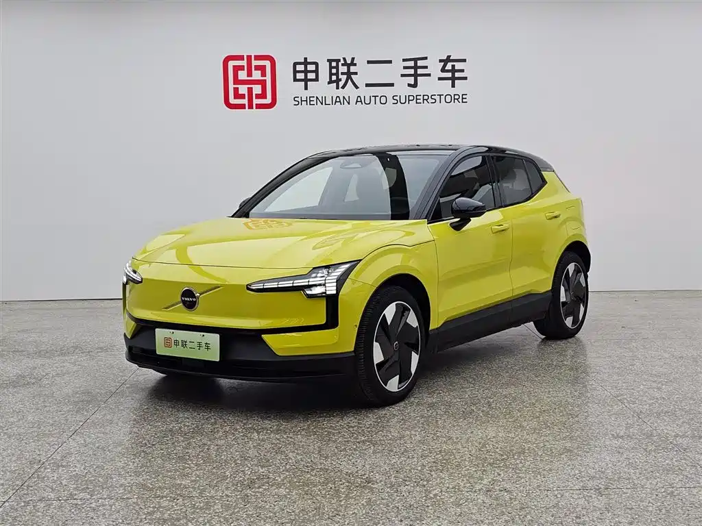 Volvo EX30 2025 Dual Motor AWD High Performance Ultra