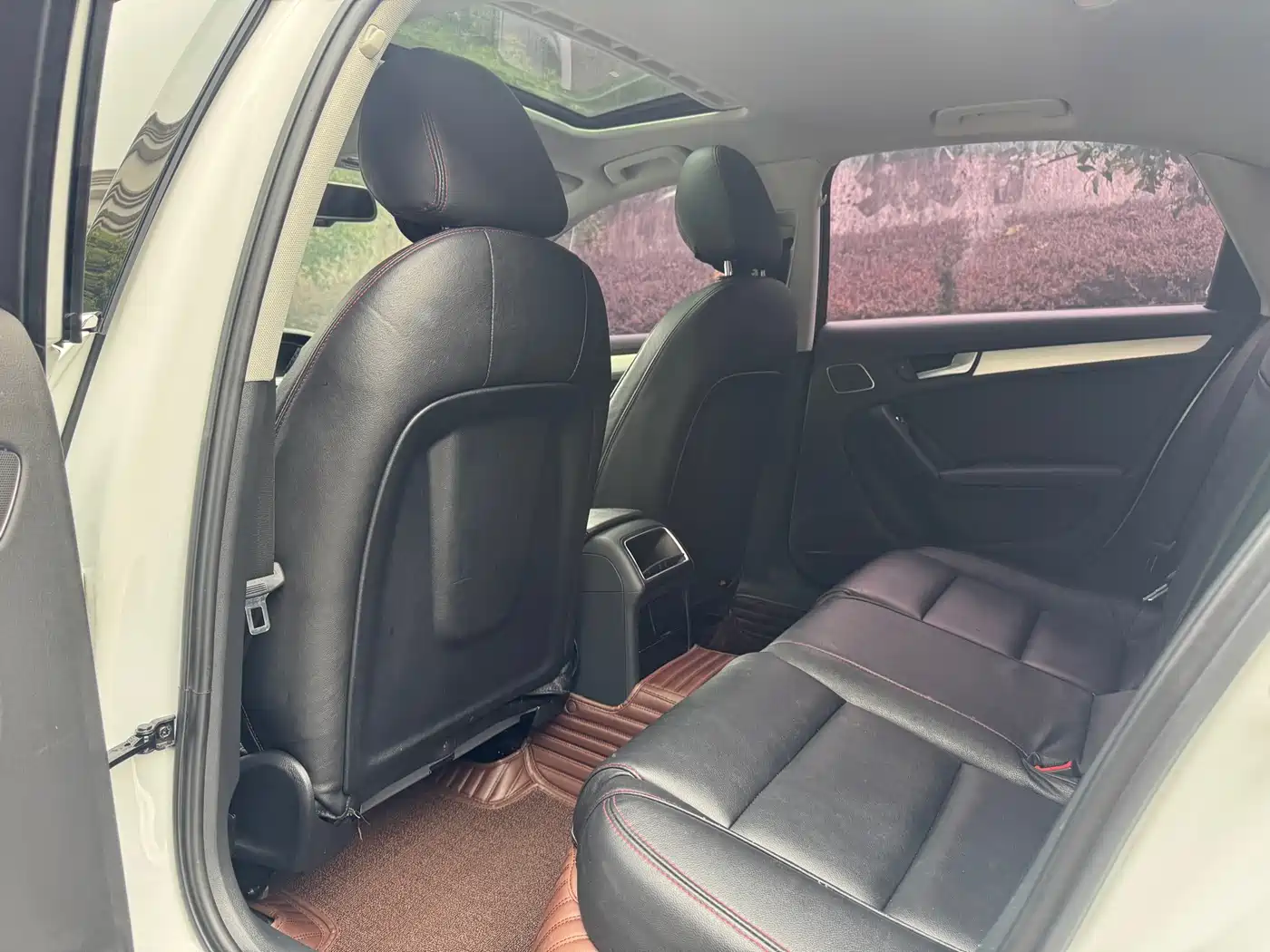 Audi A4L 2016 30 TFSI Collector's Edition Automatic Comfort фото 5