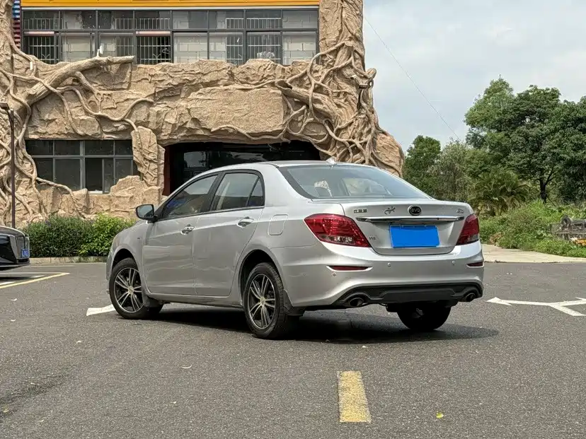 2016 BYD Surui