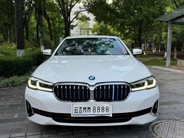 BMW 5 2-й рестайлинг, 525Li, M Спорт-пакет