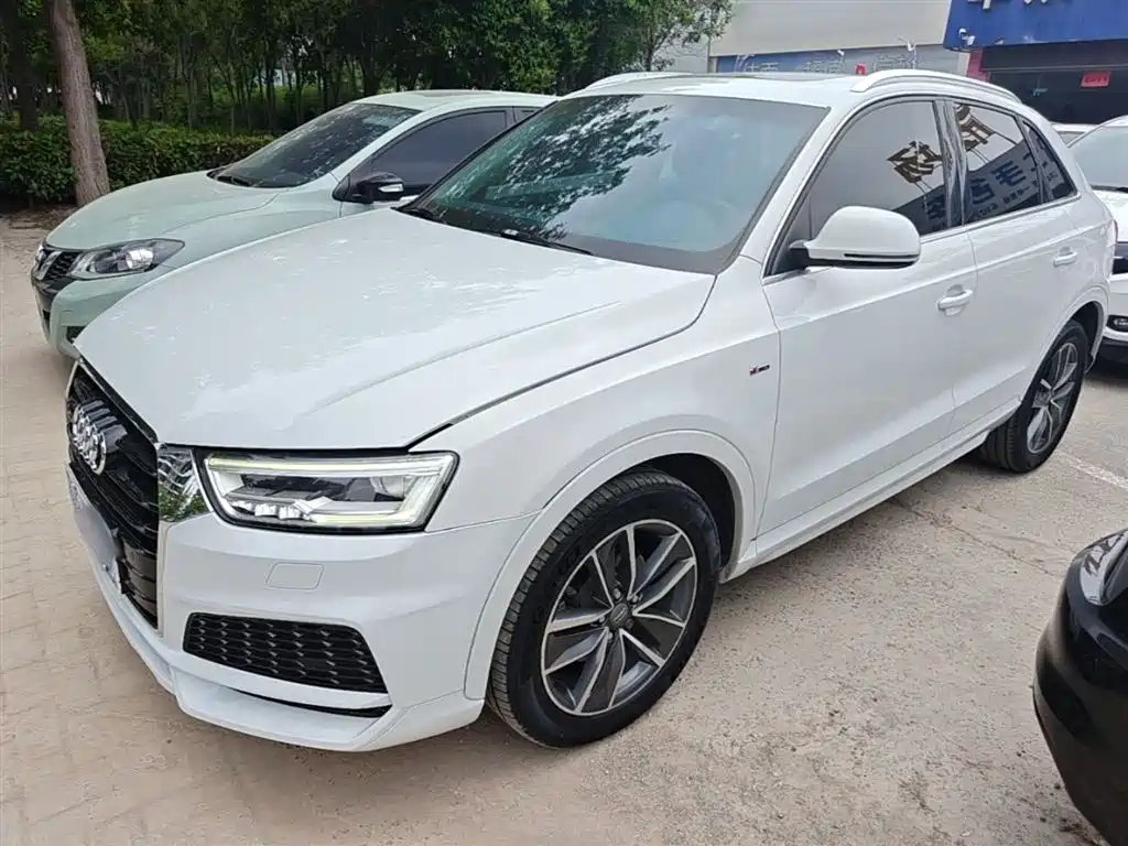 Audi Q3 2018 30th Anniversary Edition 35 TFSI Sport фото 2