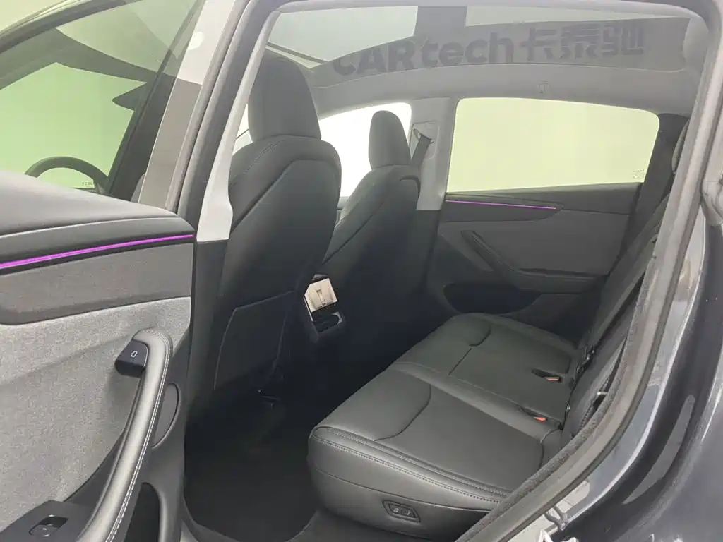 صورة 19 - Tesla Model Y
