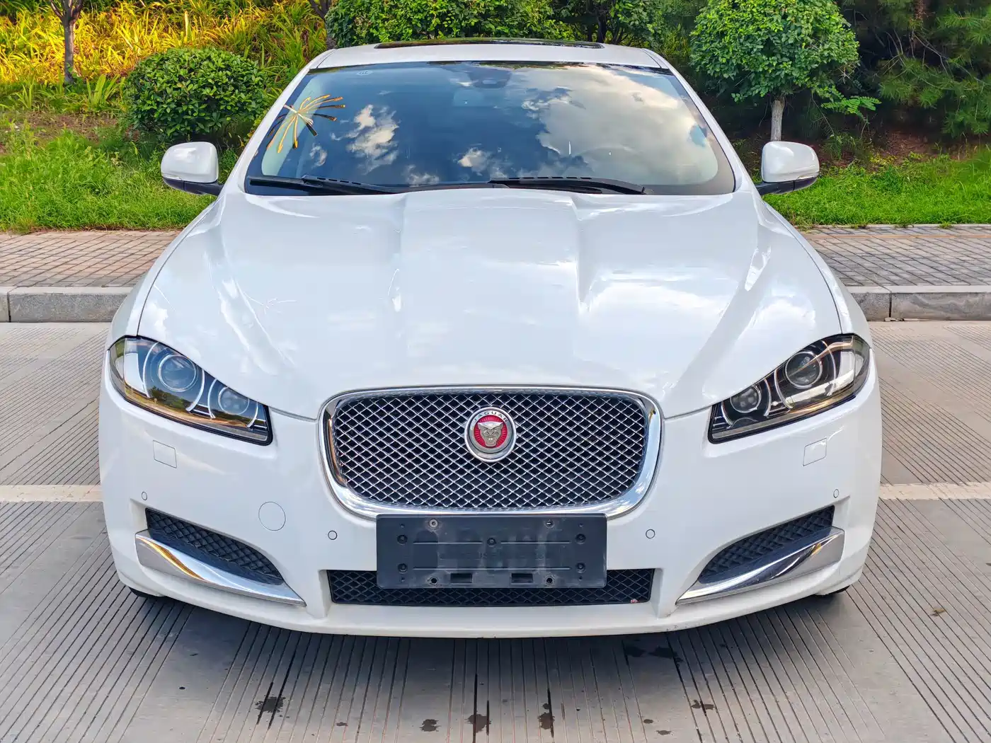 Jaguar XF 2015 2015 XF 2.0T Luxury Edition