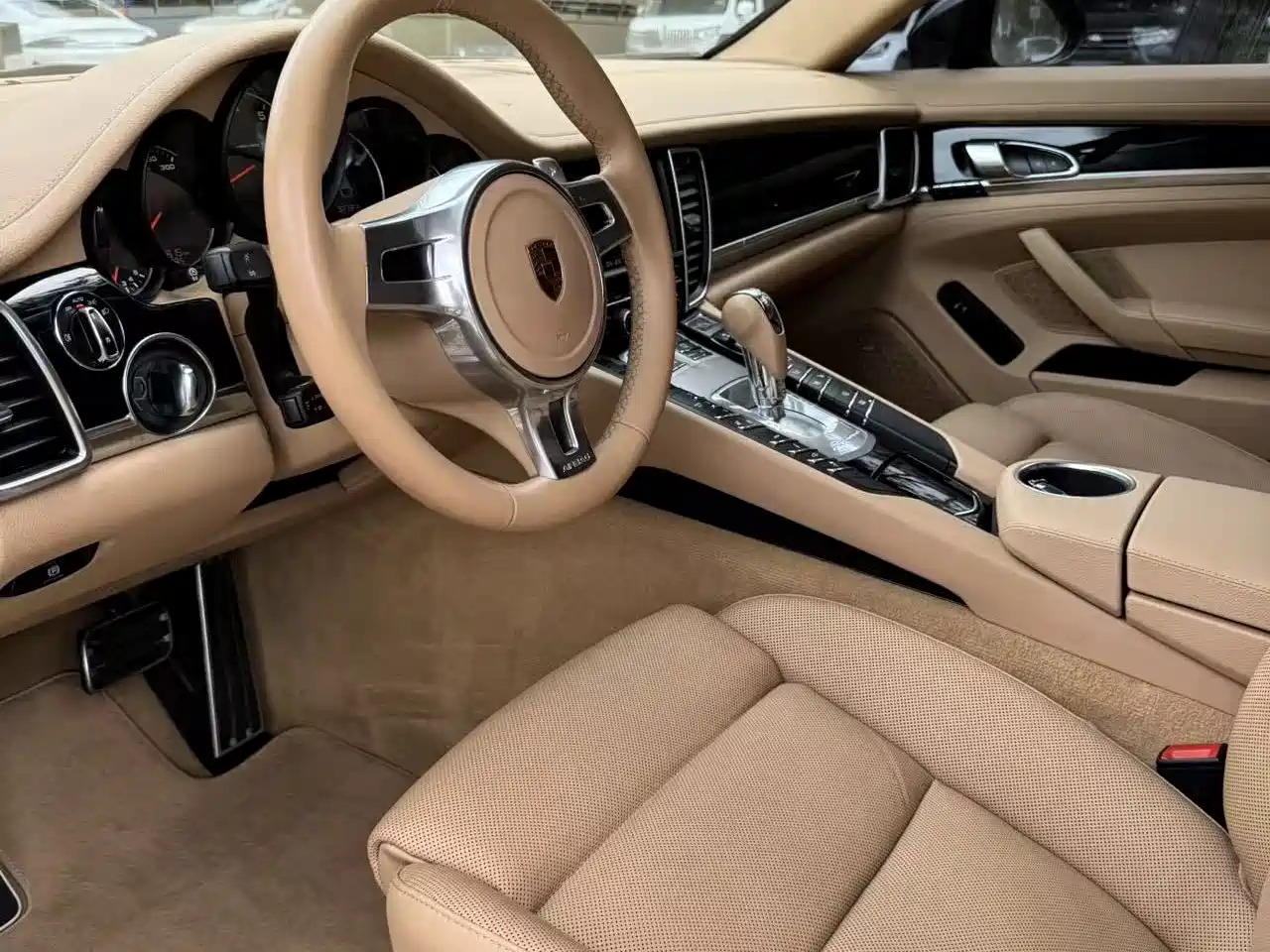 Porsche Panamera 2016 Panamera Edition 3.0T фото 4