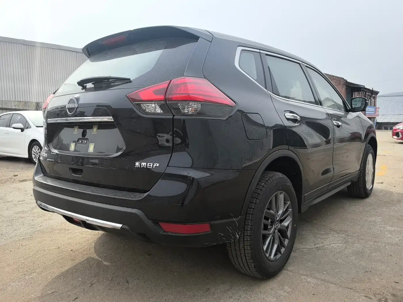 Nissan X-Trail 2026 2025 Honor 2.0L 2WD Leading Edition