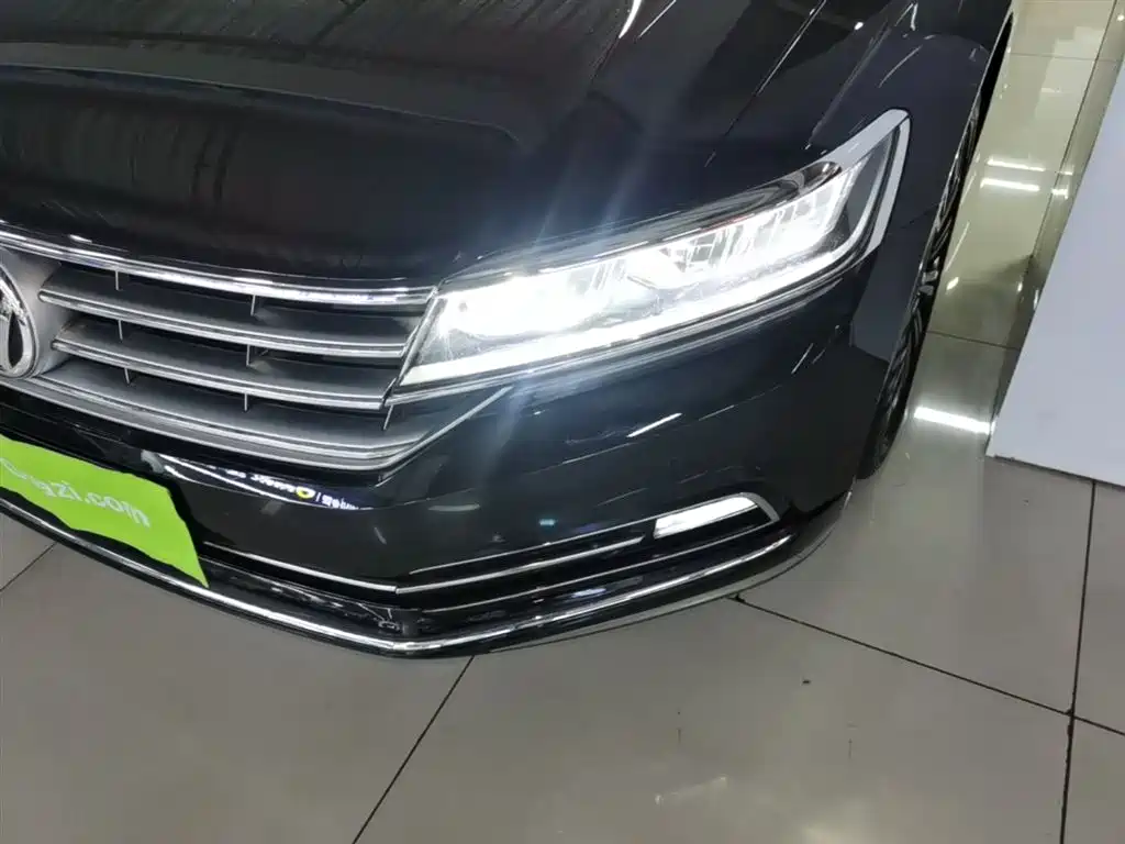 Volkswagen Phideon 2019 380TSI 2WD Business Edition China VI фото 24