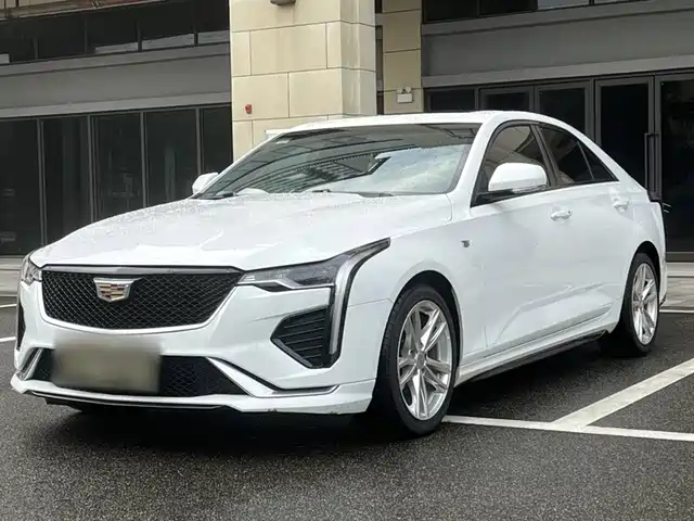 Cadillac CT4 2021