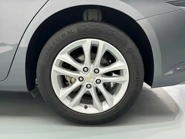 Фото 16 - Chevrolet Malibu XL