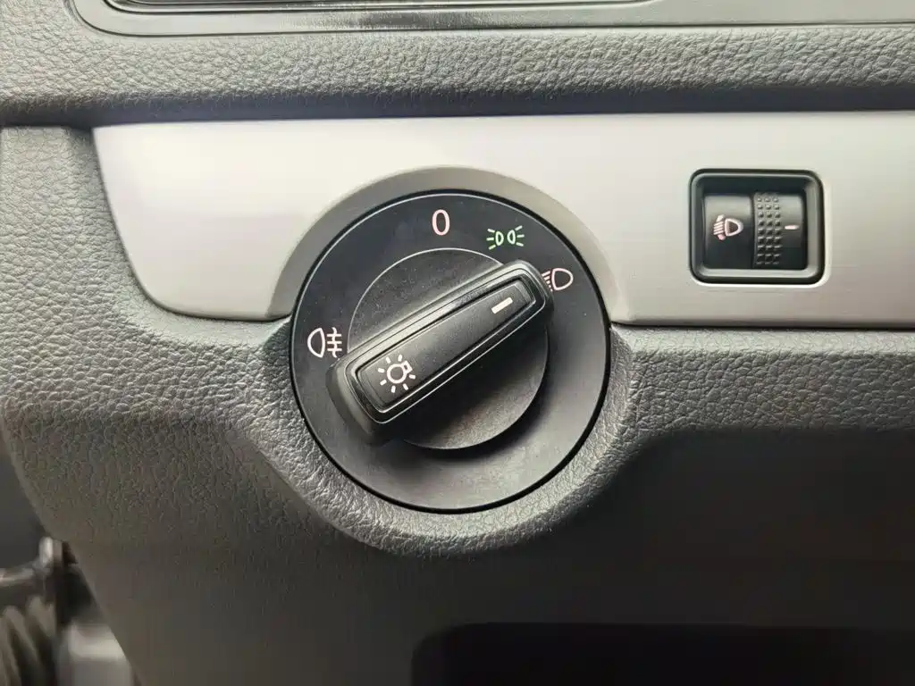 Фото 21 - Volkswagen Lavida