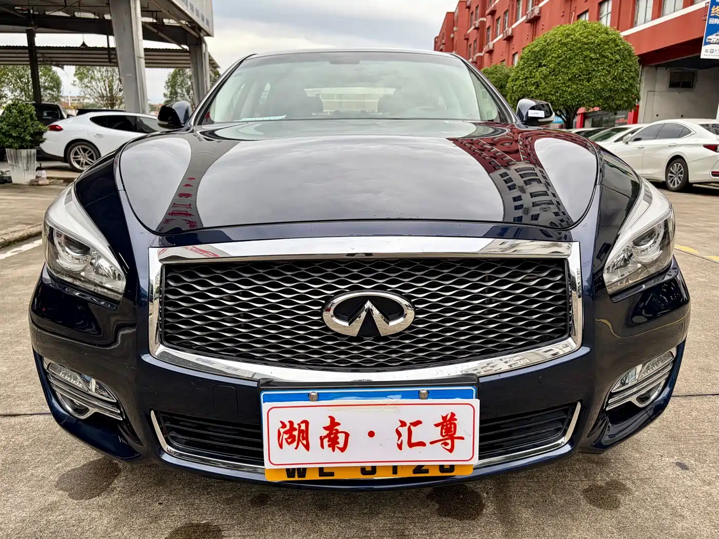 Infiniti Q70 2015 2015 Q70L 2.5L Enjoyment Edition