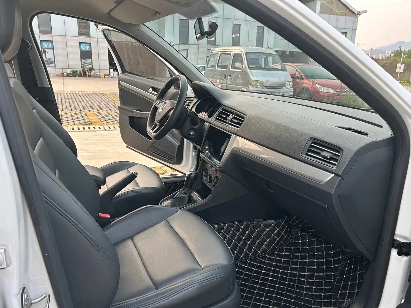 Volkswagen Lavida 2022 1.5L Auto Trend Edition фото 7