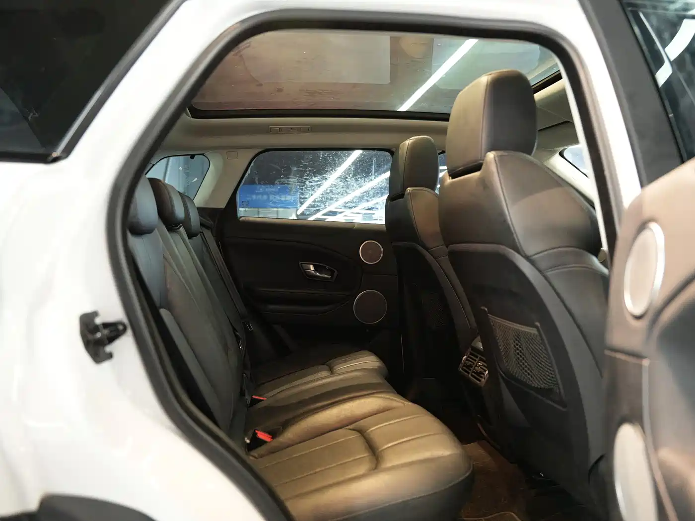 Land Rover Range Rover Evoque 2018 240PS SE Smart Edition фото 16