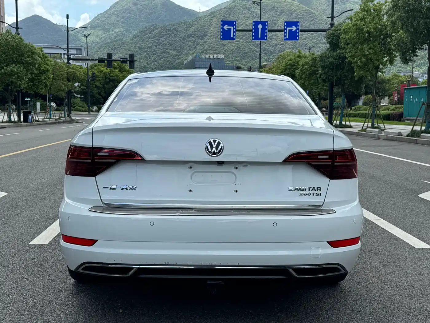 Volkswagen Sagitar 2021 280TSI DSG Flagship Smart Connect Edition фото 15
