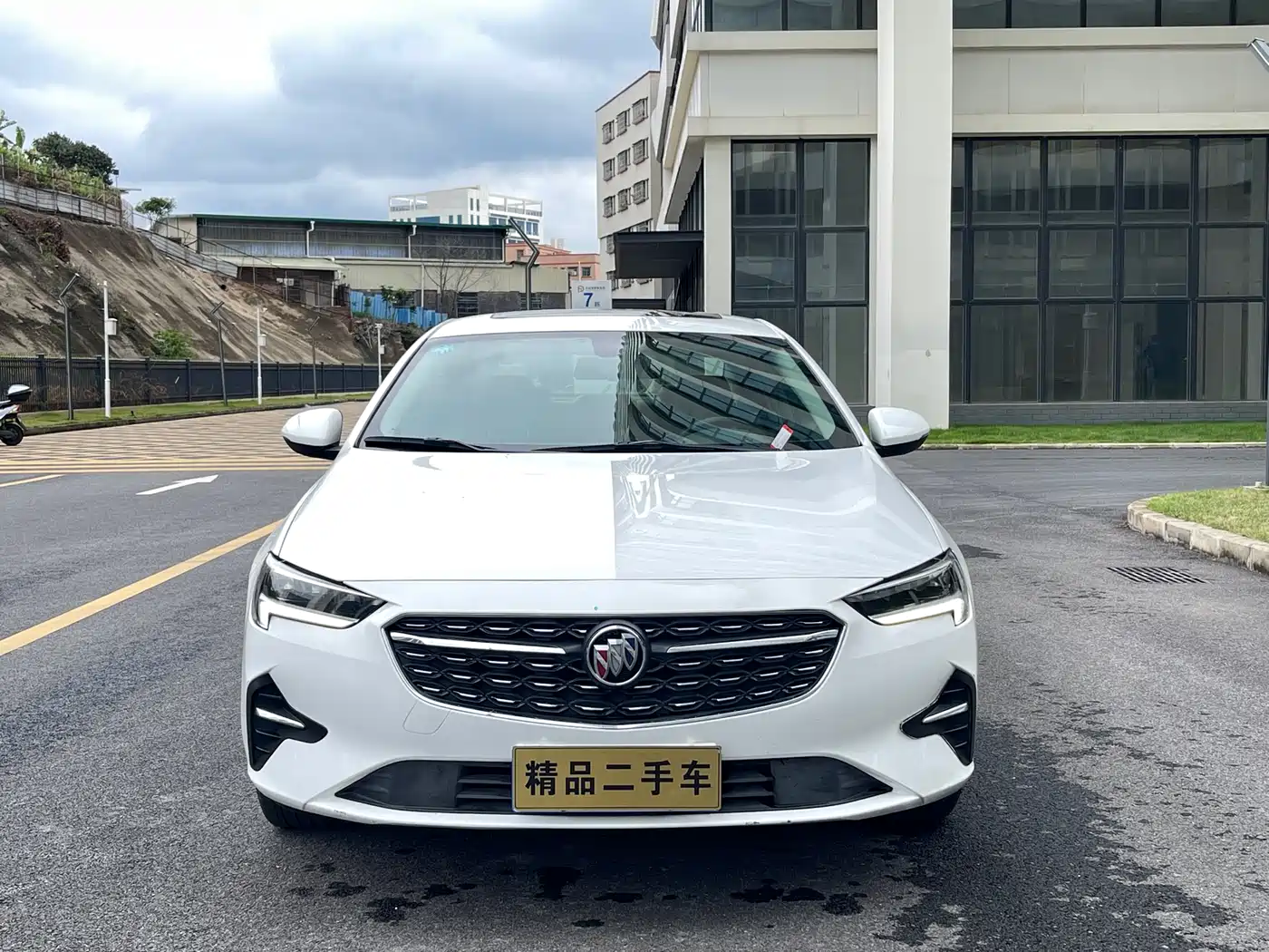 Buick Regal 2020 552T Luxury фото 2
