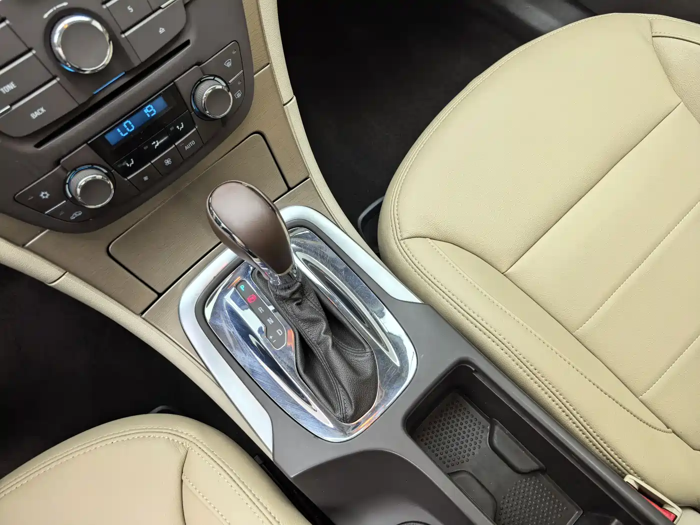 Buick Regal 2011 2.0L Comfort Edition фото 15