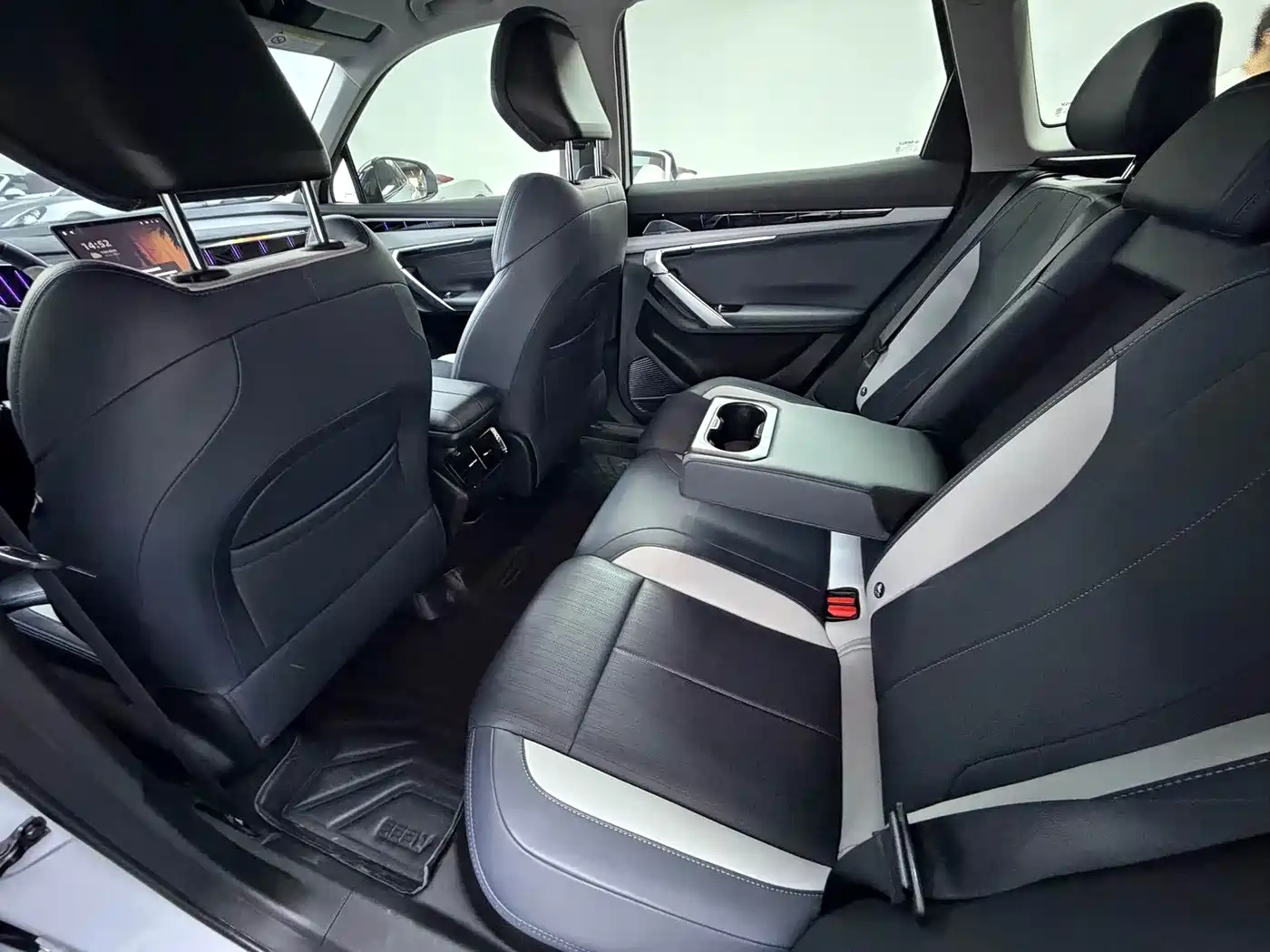 Geely Boyue L 2024 1.5TD DCT Flagship Edition фото 8