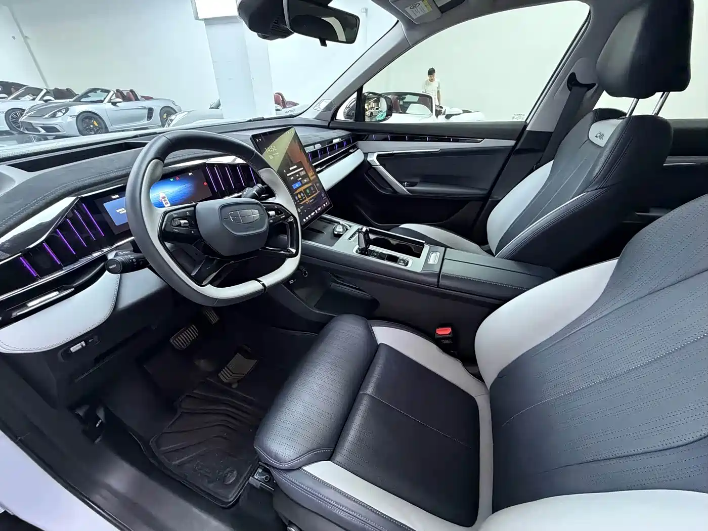 Geely Boyue L 2024 1.5TD DCT Flagship Edition фото 4