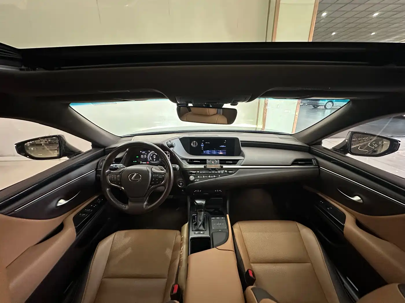Lexus ES 2020 300h Ultimate Edition фото 13